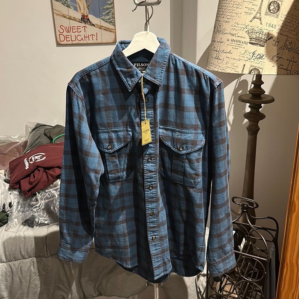 Filson Lightweight Alaskan Guide Shirt (Blue/Deep Brown)